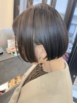 ゾンネ(ZONNE)&nbsp;【ZONNE】耳掛けぱっつんボブ×ハイライト