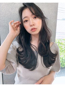 リコバイアフロート(riko by afloat) 韓国風立ち上げバング顔周り後れ毛可愛いレイヤーロングーカット