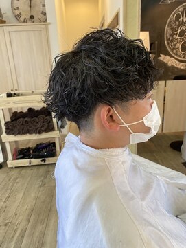 ヘア ロンドン カフェ(HAIR LONDON CAFE) 波巻きツイストスパイラル