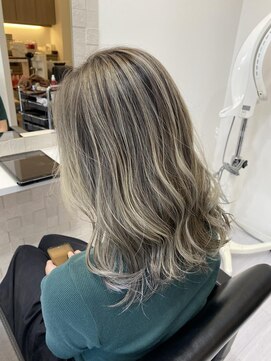 ケーアンドケー(K&K) バレイヤージュ!