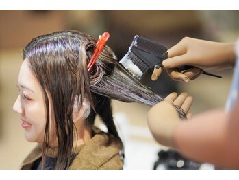 ビューティーサロンみどり(Beauty salon みどり)の写真/ベテラン女性スタイリストのみ在籍☆豊富な経験&知識を活かし、今まで以上に美しいスタイルをご提供♪