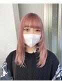 ベイビーピンクのレイヤーカット