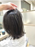 暗めでも透明感を◎
