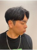 韓国風リバースパーマセンターパートツーブロ刈り上げ