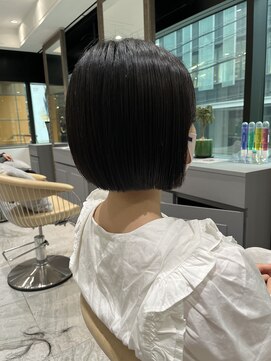 ロンド ジュルード 名古屋(Lond jeloud) ショート ボブ インナー 艶髪 韓国風 レイヤーカット
