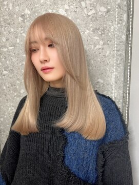 サンク 原宿 表参道(cinq) ミディアムレイヤーストレートロングウルフミルクティーベージュ