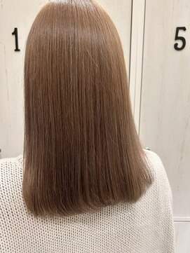 ルプラ チッタ(le-pla Citta) 艶髪ストレート◇柔らかブラウン