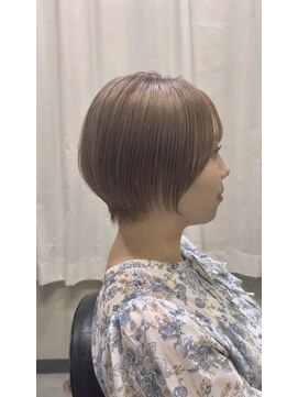 エス 天満扇町(esu) ah0 似合わせショート　30代40代50代　大阪ショート