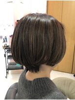 ドゥ スタイル 三国ヶ丘店(Duex Style) 軽やか柔らかな質感のボブへブリーチONカラー。アッシュベージュ