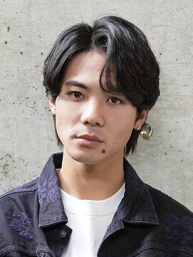 ログ(LOG) 大人センターパート フェザーパーマ ビジネス メンズ 黒髪 高松