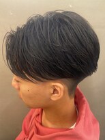 ダズルヘアーエイチ(DAZZLE hair H)&nbsp;フェザーパーマ/センターパートニュアンスパーマブリーチ韓国