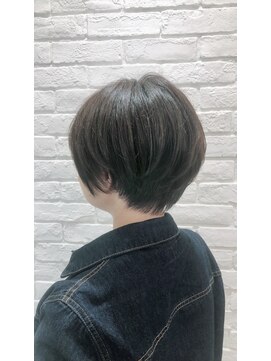 アッシュ 石神井公園店(Ash) 大人女性のショートスタイル