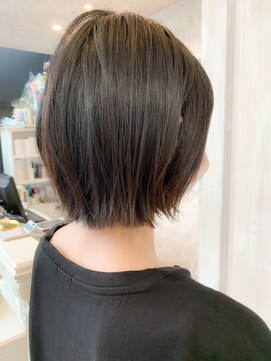 キャアリー(Caary) 福山美容室 人気 切りっぱなし外ハネボブイルミナカラーcaary