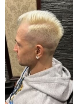 プレミアムバーバー 目黒店(PREMIUM BARBER produce by HIRO GINZA) 震災刈りフェード