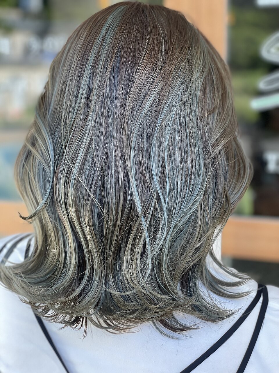 ハイライト/カーキアッシュ/筋感/カーキベージュ：L189377442