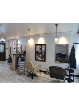 ゆったりとリラックスして過ごしたい方にオススメ！newメニューアイブロウカットも人気上昇◎駅近2分好立地