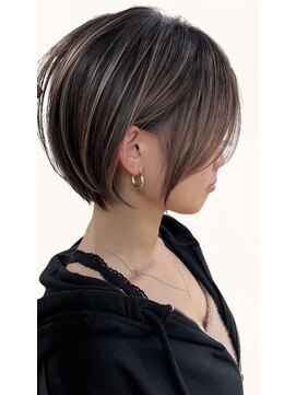 ゴカン バイ ジル ブラン 名古屋(Gokan by JIL BLAN) ハイライトバレイヤージュダブルカラーショートカット30代40代