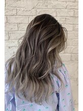 【超音波トリートメント】で髪の内部に栄養を浸透