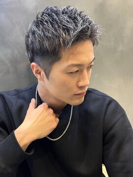 ノイセル(Noisyle) ☆ホワイトメッシュ×アップバングショート