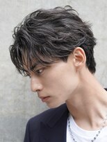 フィフス 仙台(fifth)&nbsp;仙台フェザーパーマセンターパートニュアンスパーマ刈り上げ30代