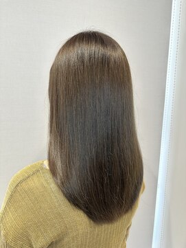 オリジンズヘアーセカンド 守谷店(Origins hair 2nd) アッシュ系 × BYKARTE TR