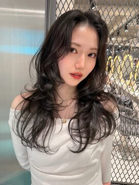 ロンドウル 熊本(Lond ulu) トレンド感抜群!!!ふんわりレイヤーカット×艶髪透明感カラー