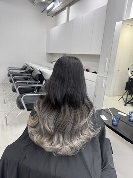 アライブ ハラジュク(ALIVE harajuku) 【ALIVE yu-ki 大人気のシルバーグラデーションカラー】