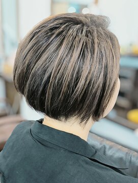 エクラートエール 大宮東口店(ECLART aile) 【Anne】大人女性こなれハイライトグレージュショート【LADIES】