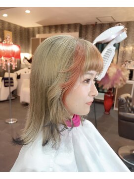 アビアンドアッシュ(Abi&Ass) モード&個性派トーン スタイル