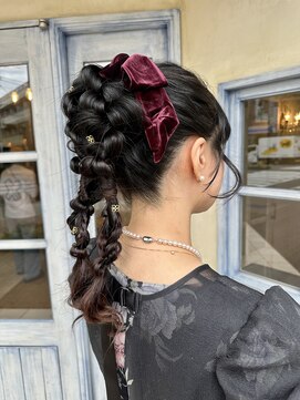 ＊ かわいい編み編みツインポニー