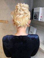 ネスト(NEST) おだんごヘアセット