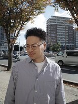 プールサイド(POOLSIDE)&nbsp;ピンパーマ　ツイストパーマ　メンズパーマ　ハイフェード　福岡
