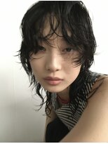 ナヌークカフラ(nanuk kafla)&nbsp;レイヤーカット/お顔周り/似合わせ/ニュアンスパーマ/ゆるパーマ