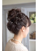 ワークスヘアー(WORKS HAIR)&nbsp;ゆるふわおだんごアップ