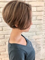 ロンド 表参道店(Lond)&nbsp;【津賀雅也】２０代　３０代　４０代に大人気ショートボブ♪