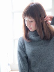 シルエット美人なセミディで上品な可愛さをプラス