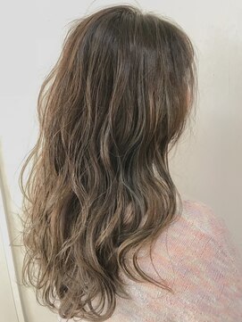 リアクト 池袋(Re:act) 透明感と透け感ウェーブルーズヘア【Re:act池袋/池袋西口】