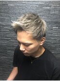 ツーブロックジェットモヒカン風アッシュヘア