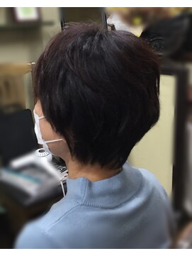 美容室 ズーム(ZOOM) 大人可愛いニュアンスショート