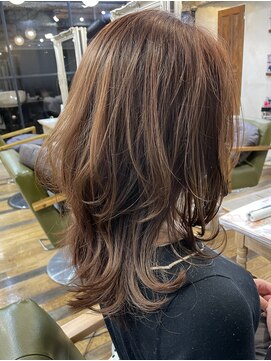 アリスバイアフロート 自由が丘(ALICe by AFLOAT) レイヤーウルフカット