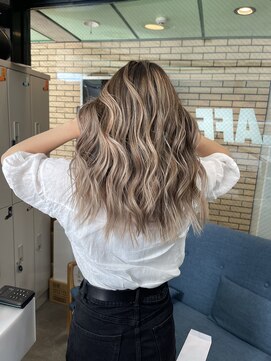 ラフ(LAFF) #黒髪#ボブルフ#ネビージュ#小顔#ワンレン