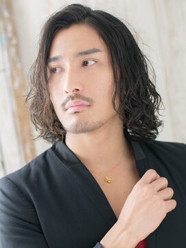 グルーミングサロン バーバー キャッスル 北浦和西口(Grooming salon Barber Castle) 大人ワイルドツイストパーマで黒髪ミディアムスタイルU北浦和