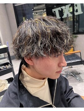 ネクストネオ 静岡(NEXT NEO) NEXTNEO【櫻田】ハイライトメッシュツイストスパイラルパーマ