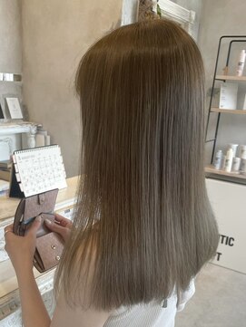 カムジーヘッド(COMEGHEAD) ミルクティーベージュダブルカラーケアブリーチハイライトカラー