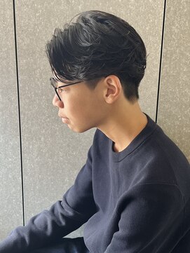 ニアウ 太田店(Niau) メンズフェザーパーマ質感重視刈り上げフェードニュアンスパーマ