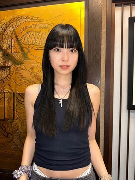 ボリューム(VOLUME) 原宿/艶ストレート/レイヤー/抜きっぱなしブリーチ/ブリーチ