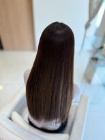 ゴットフロー(GOTTO FLOW) 縮毛矯正&質感トリートメントでハイトーンの髪もまとまりと艶UP