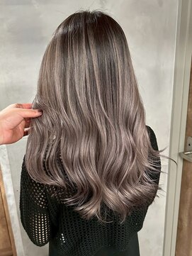 アポロ 横浜駅店(apollo) xバレイヤージュ/ホワイトグレージュ/レイヤーカット