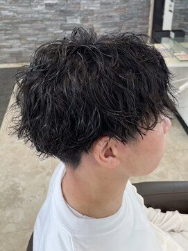 宇都宮ツイストスパイラルパーマツイストパーマセンターパート