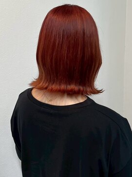 アモレット(amoretto) オレンジカラー ダブルカラー 外ハネボブ 髪質改善 艶髪